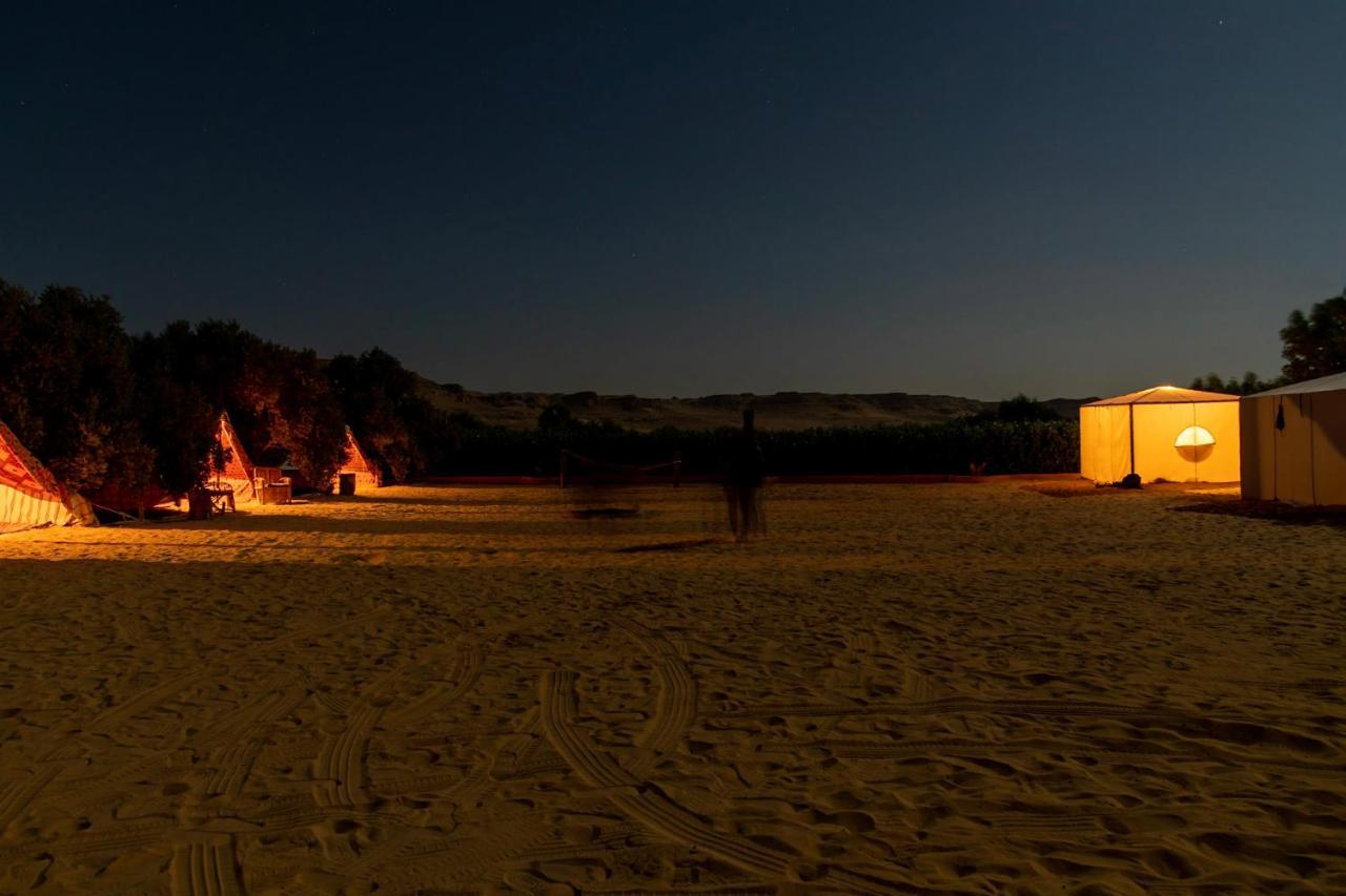 Northern Lake Lodge Izbat Ilyas Bagian luar foto